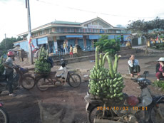 Market Vietnam side