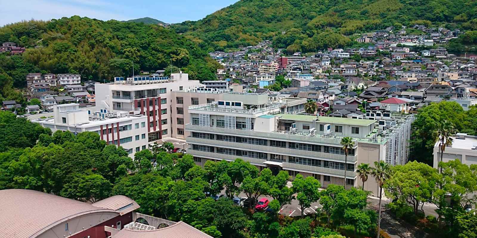 長崎大学熱帯医学研究所 外観
