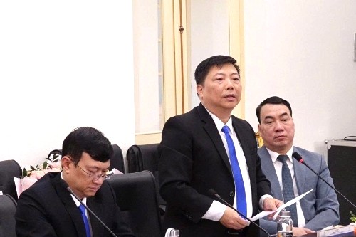 Director Nguyen Vu Trung